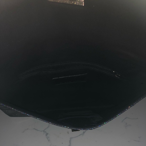 Sparkly Envelope Clutch - Picture 3 of 3